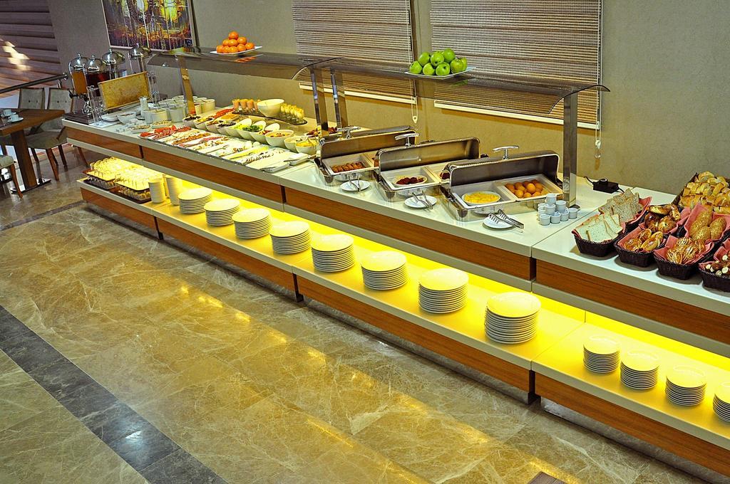 Otel Starton 3*